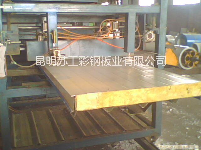 昆明彩鋼巖棉板蘇工建材批發(fā)-昆明巖棉彩鋼板