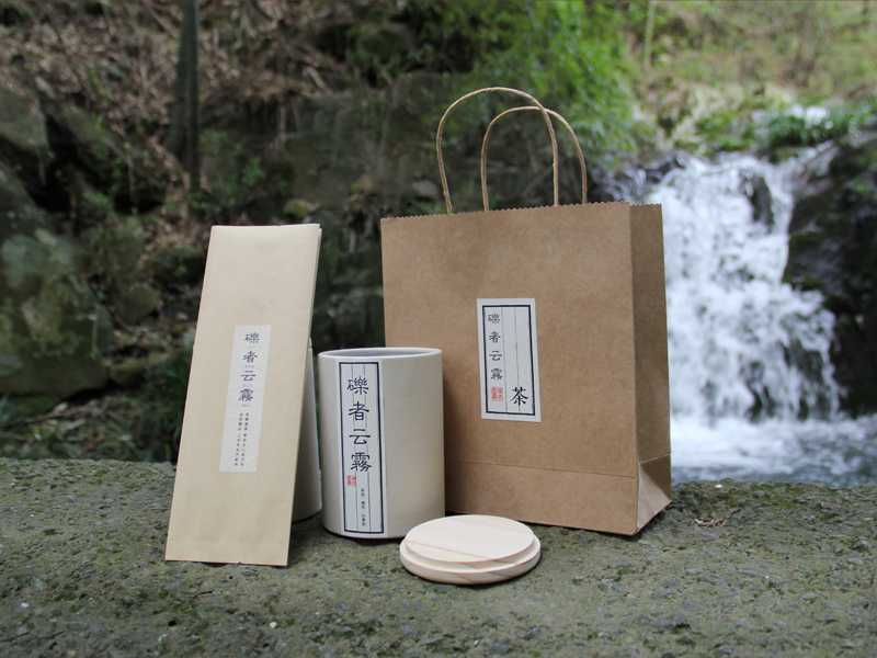 安頂山明前高山云霧茶圖片