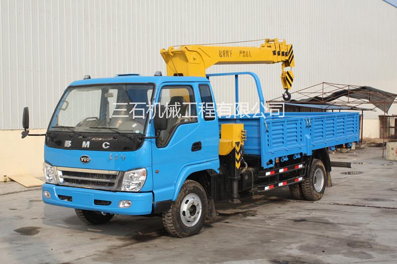 供應(yīng)一件起批小型吊車價格 5噸隨車吊圖片 *優(yōu)惠