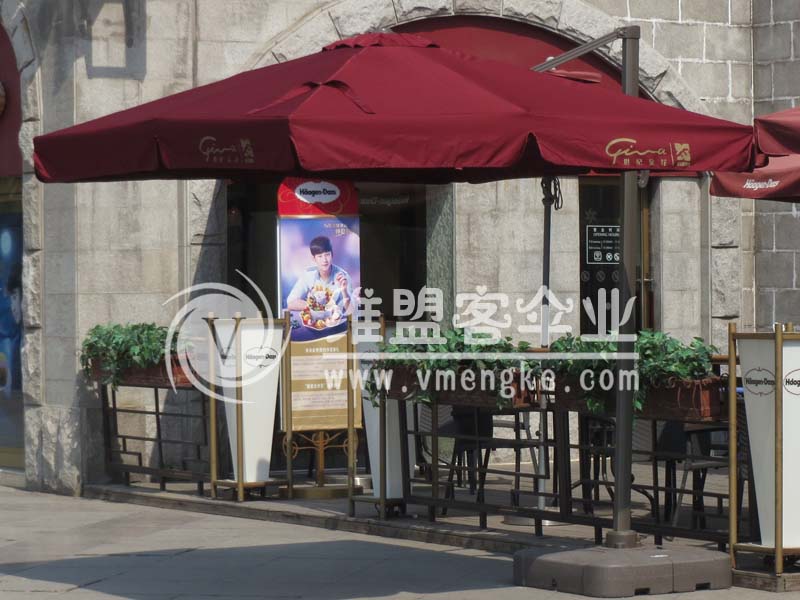 太陽(yáng)傘 咸陽(yáng)遮陽(yáng)傘 批發(fā)定做  西安崗?fù)闩l(fā) 咸陽(yáng)保安傘廠家