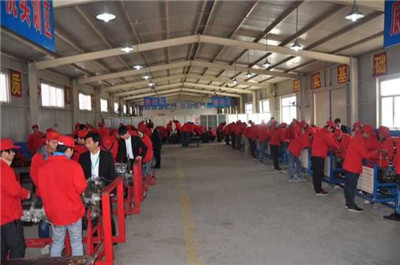 保定哪里有修汽車好的技校│學(xué)汽修圖片/保定哪里有修汽車好的技校│學(xué)汽修樣板圖 (4)