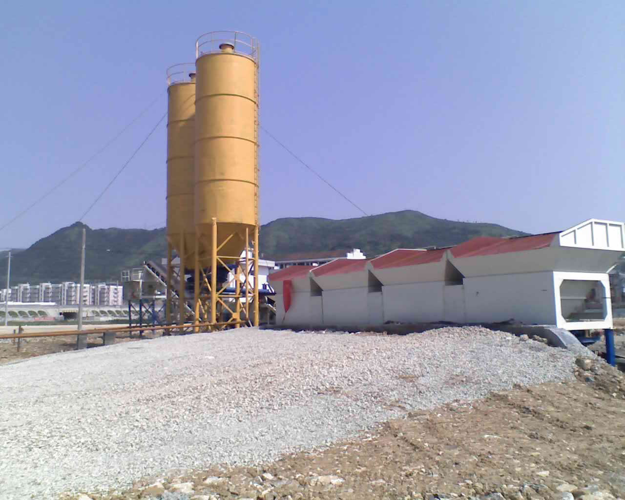 內(nèi)蒙古穩(wěn)定土拌合站配置圖片/內(nèi)蒙古穩(wěn)定土拌合站配置樣板圖 (1)