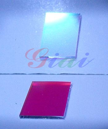 透紅反綠合光鏡圖片