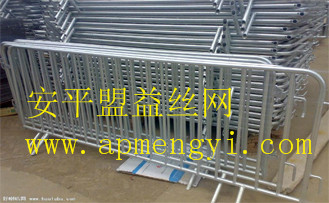 臨時(shí)護(hù)欄網(wǎng)圖片/臨時(shí)護(hù)欄網(wǎng)樣板圖 (3)