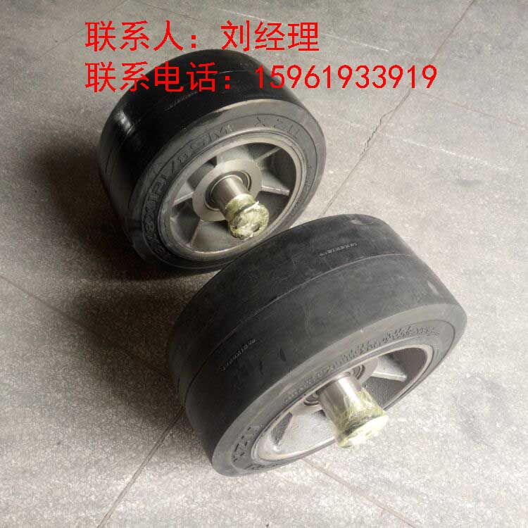 平板拖车AnyGo实心轮胎18x8x12 1/8配轴承座、轴、轴套、螺纹帽