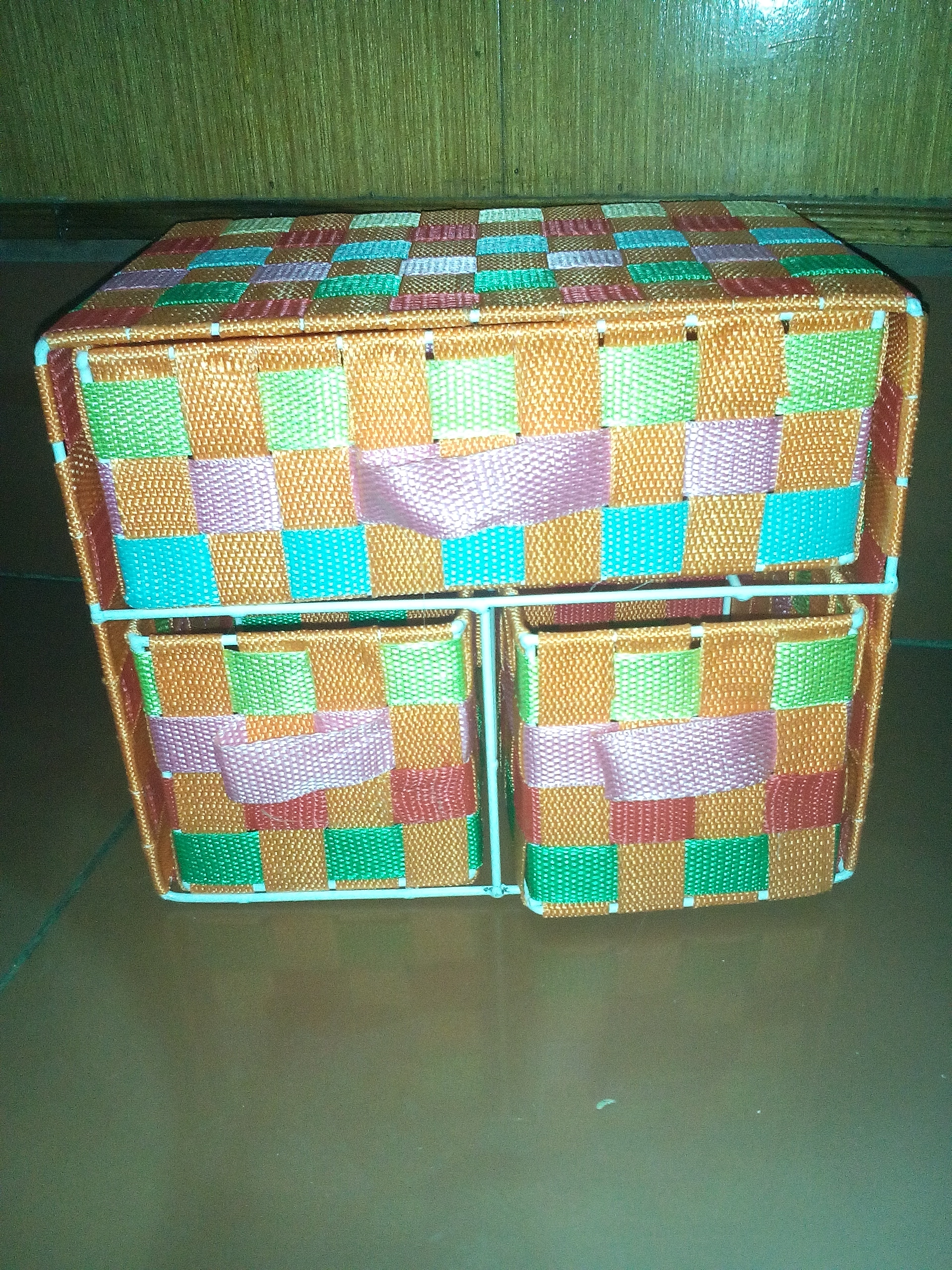 供應(yīng)坐三抽收納筐