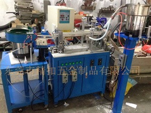 點膠螺絲機 防松螺絲 點膠螺絲圖片