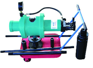 汽車半軸套管拉壓機(jī)圖片