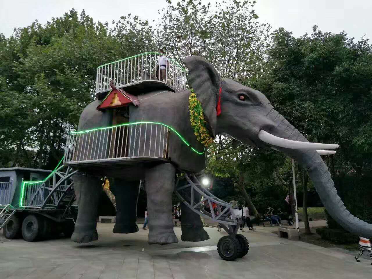 巡游機(jī)械會(huì)噴水大象展覽出租