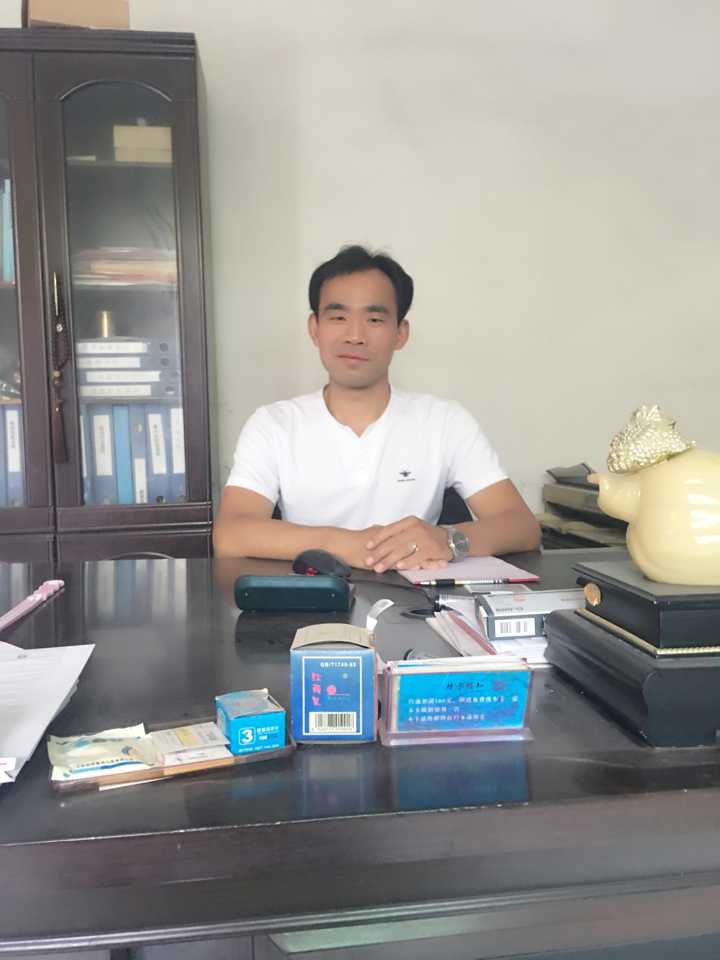 鐵鉤搗打料樹脂圖片