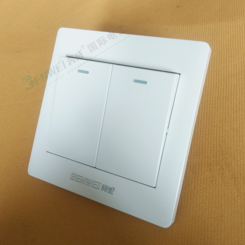 86型暗裝工程款墻壁開關(guān)插座面板，工裝*優(yōu)質(zhì)廉價開關(guān)面板廠家直 工程墻壁開關(guān)面板