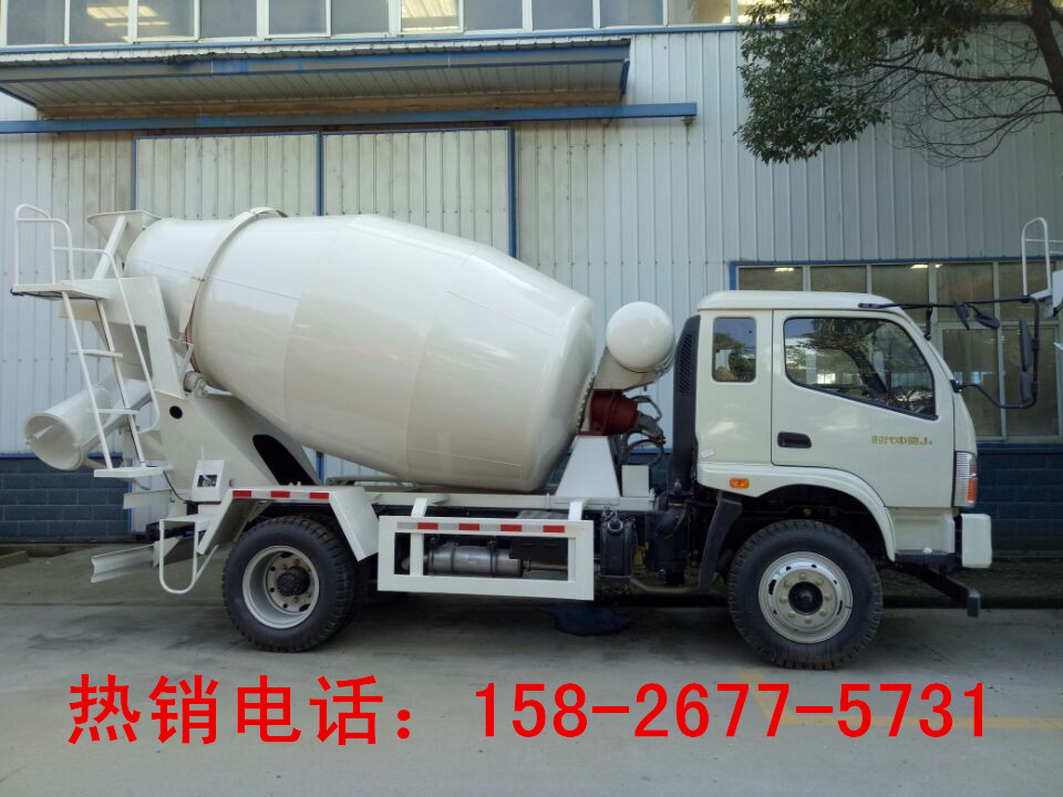 混凝土攪拌車圖片