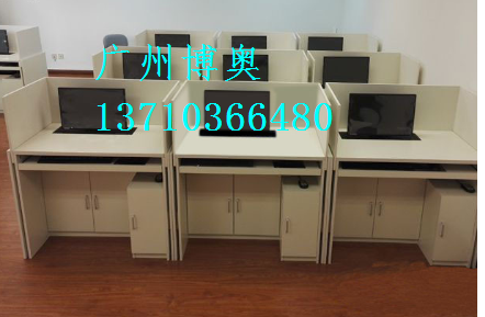 屏風(fēng)升降電腦桌，升降屏風(fēng)考試桌圖片