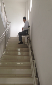 斜掛式無(wú)障礙升降機(jī)圖片/斜掛式無(wú)障礙升降機(jī)樣板圖 (3)