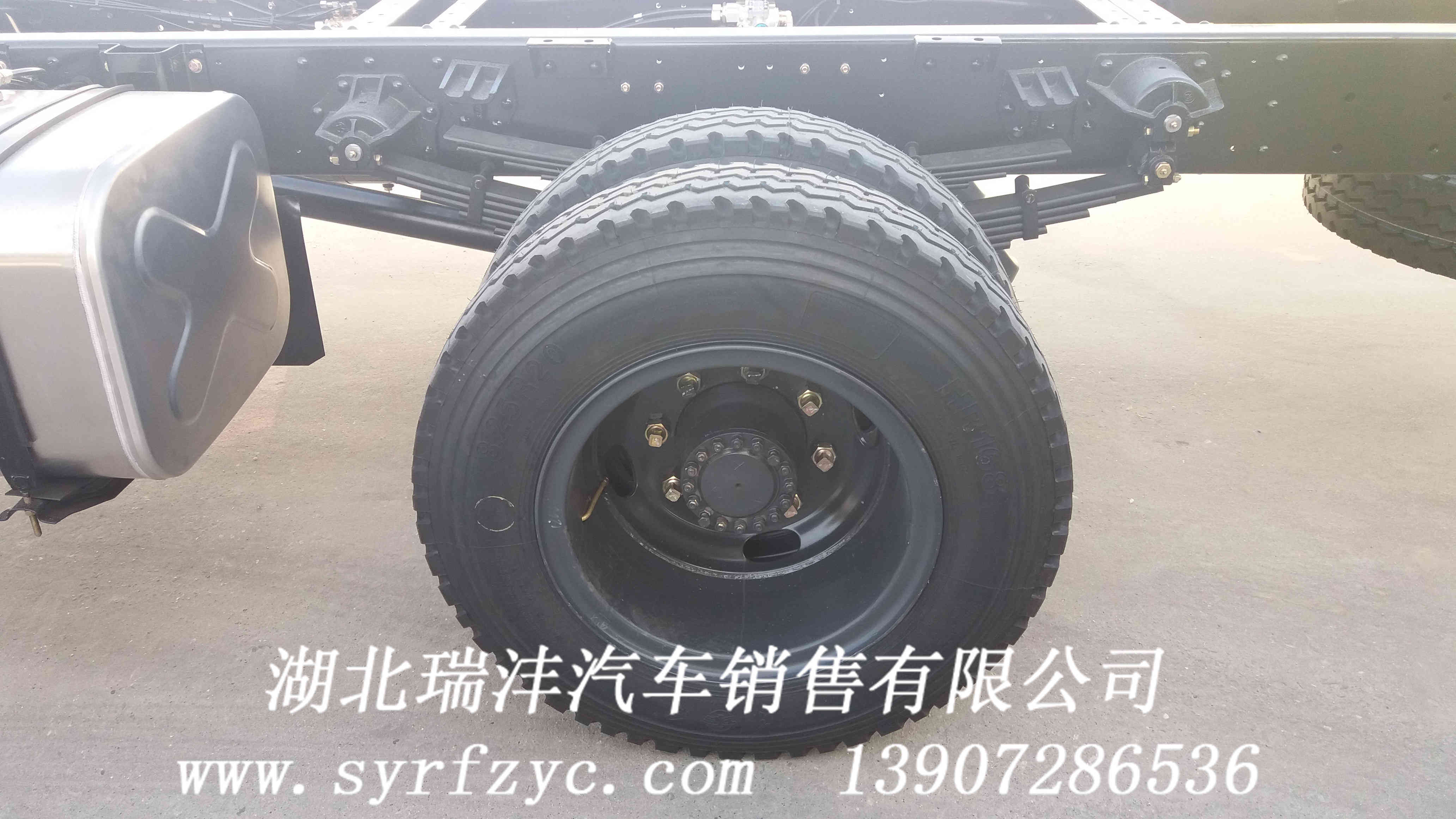 EQ5121JSQF1型隨車吊圖片/EQ5121JSQF1型隨車吊樣板圖 (2)
