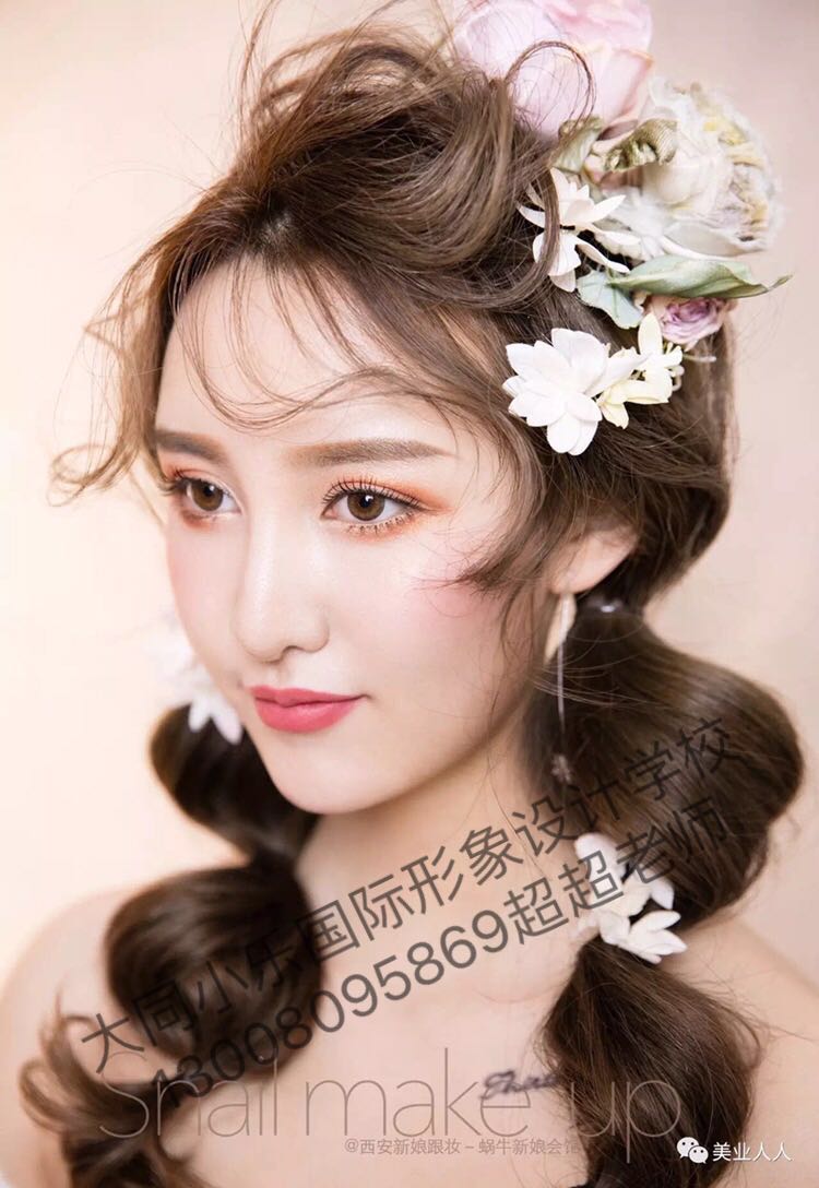 假期做些什么好，來(lái)大同小樂(lè)學(xué)化妝、美甲技術(shù)吧 大同化妝學(xué)校 大同小樂(lè)化妝學(xué)校