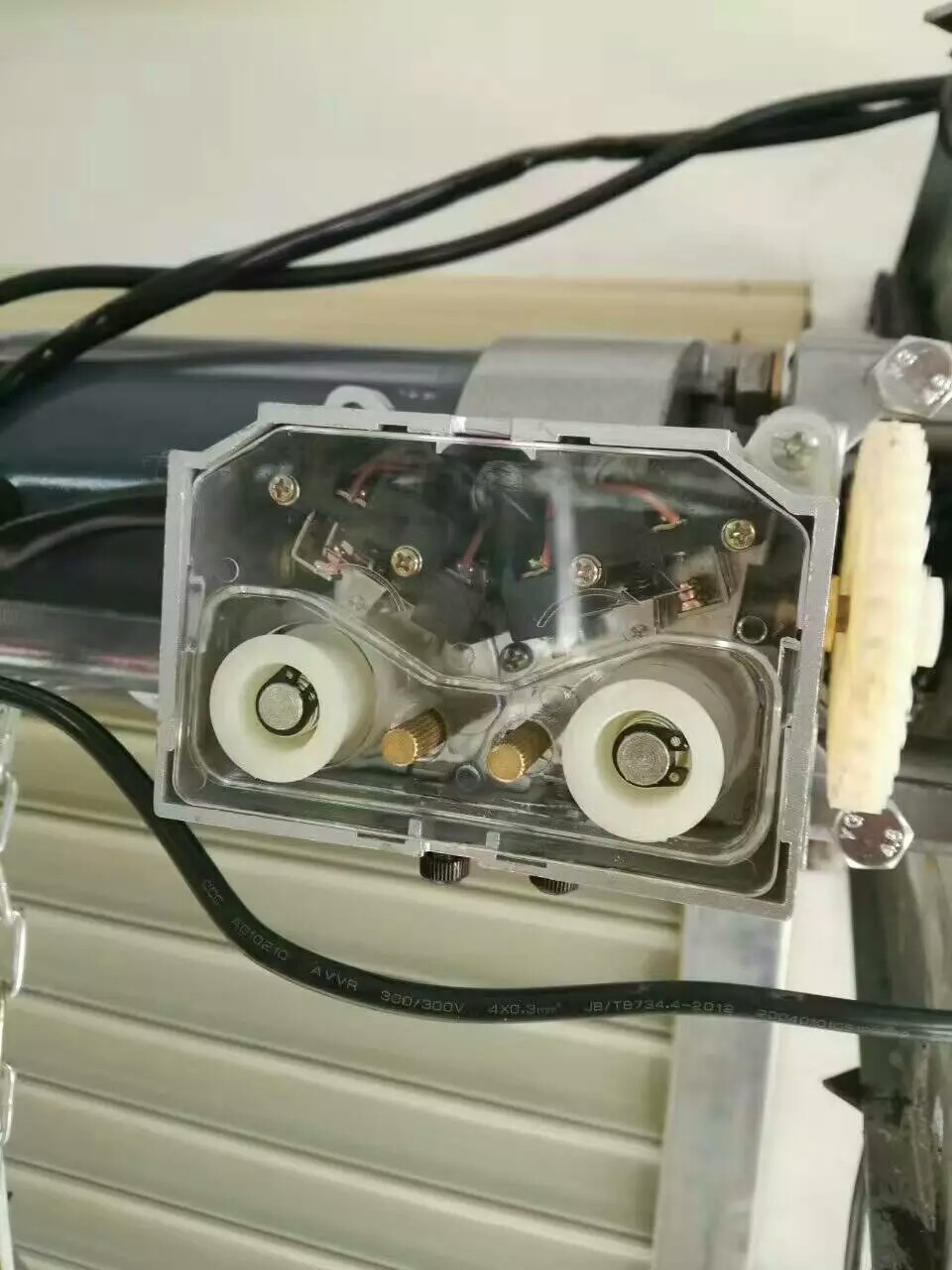 電動卷閘門維修圖片/電動卷閘門維修樣板圖 (4)