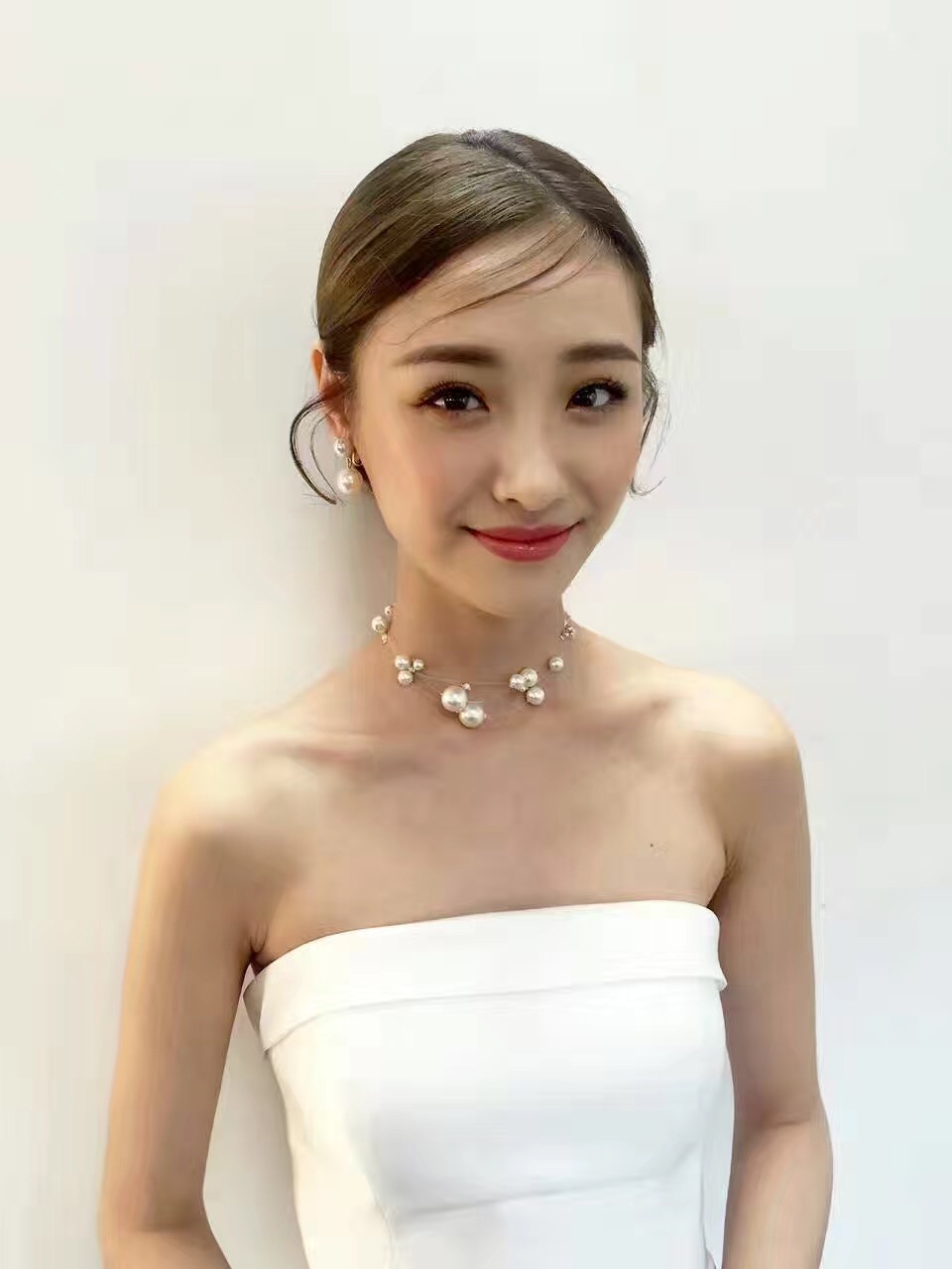 承接各種新娘妝，團體妝，舞臺妝圖片/承接各種新娘妝，團體妝，舞臺妝樣板圖 (4)