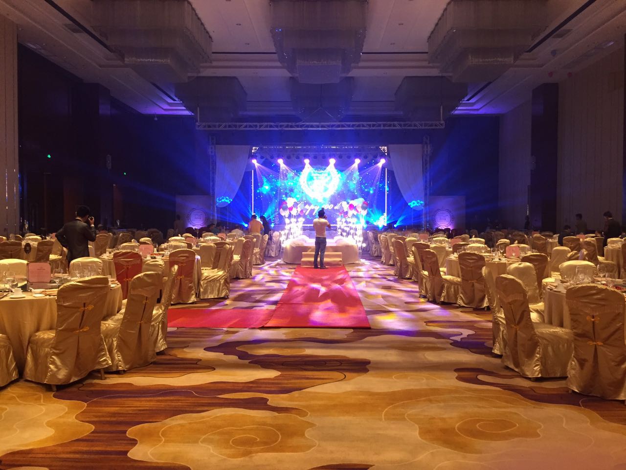 專業(yè)周年慶典策劃承辦_廣通傳媒