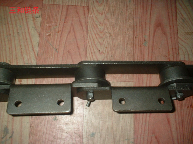 廢鋼破碎機(jī)的進(jìn)料鱗板輸送機(jī)鏈條,節(jié)距160、200、250、300mm