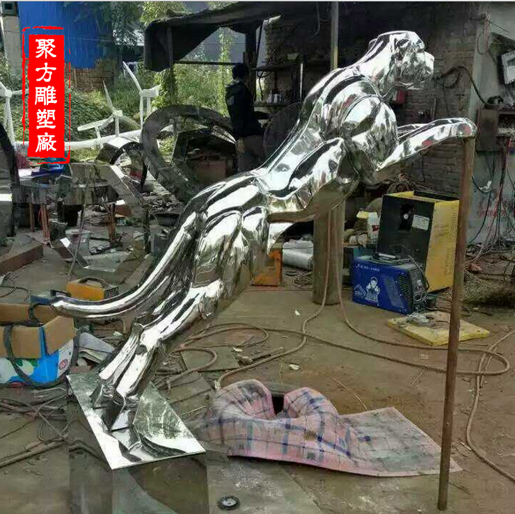 廠家直銷公園動(dòng)物園大型擺件紅色蝴圖片