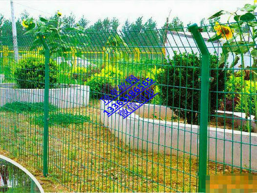 安徽毫州護(hù)欄網(wǎng)廠(chǎng)家 浸塑鐵絲網(wǎng)圖片/安徽毫州護(hù)欄網(wǎng)廠(chǎng)家 浸塑鐵絲網(wǎng)樣板圖 (2)