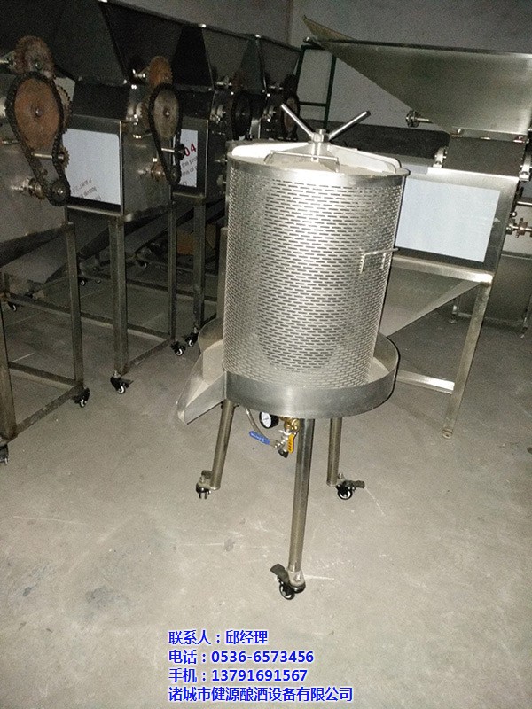 葡萄壓榨紅酒設(shè)備圖片/葡萄壓榨紅酒設(shè)備樣板圖 (4)