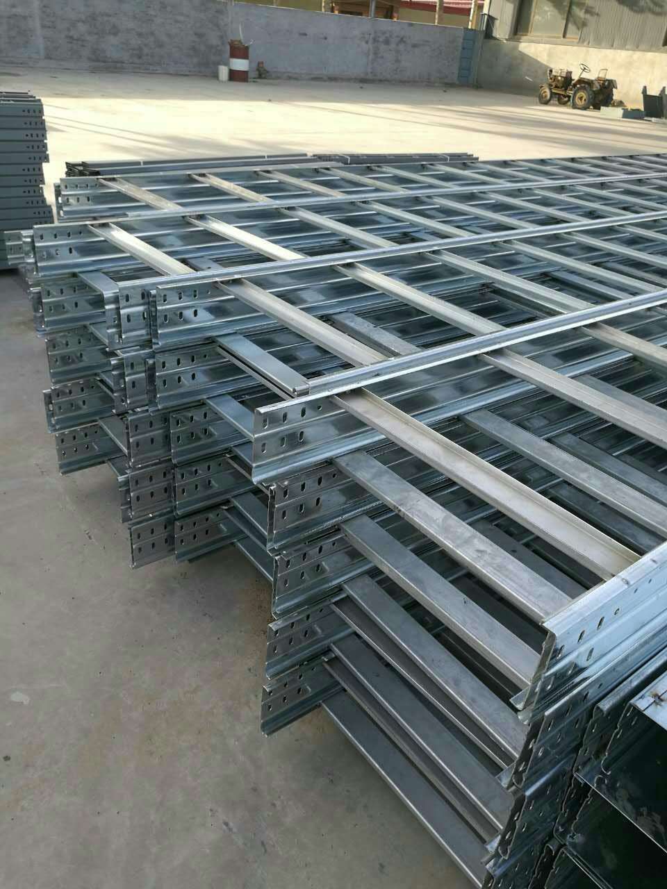 電纜橋架石家莊電纜橋架生產(chǎn)廠家圖片
