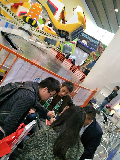 公園游樂設(shè)備廠，小型游樂設(shè)施供應(yīng)