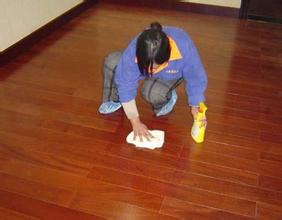 地板保養(yǎng)圖片