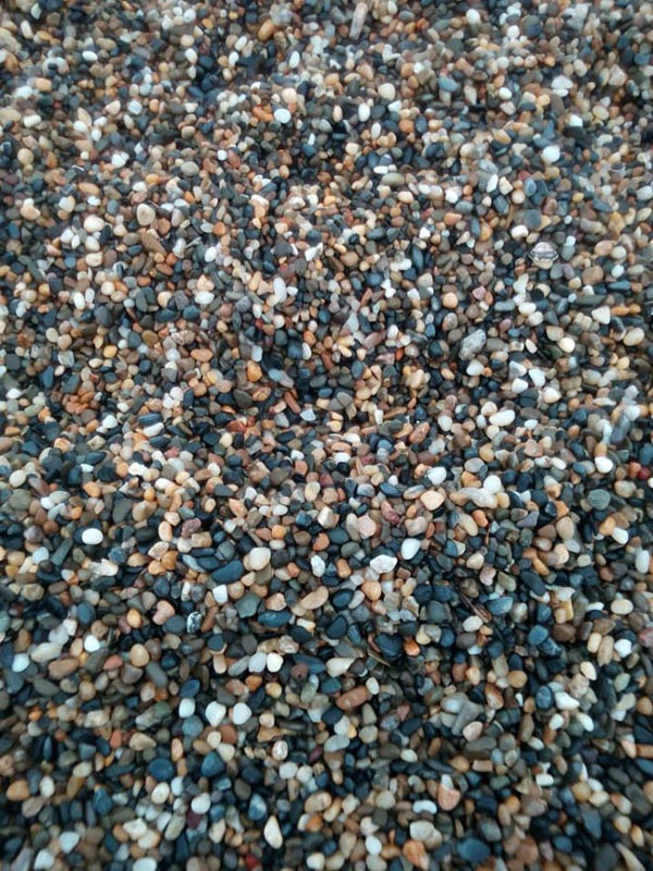 優(yōu)質(zhì)鵝卵石濾料圖片