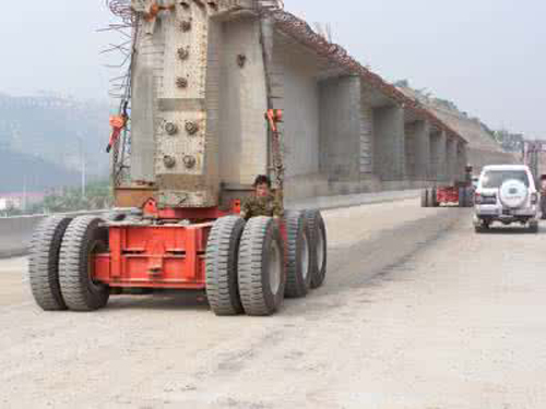 運(yùn)梁車租賃圖片