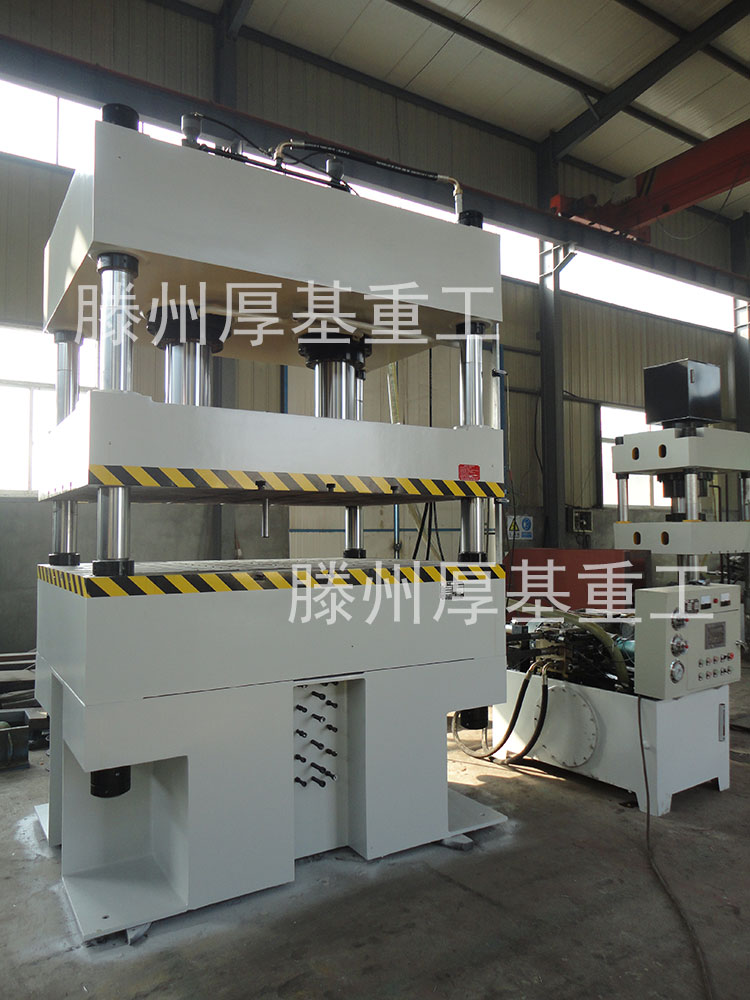 噸液壓機(jī)圖片/噸液壓機(jī)樣板圖 (3)