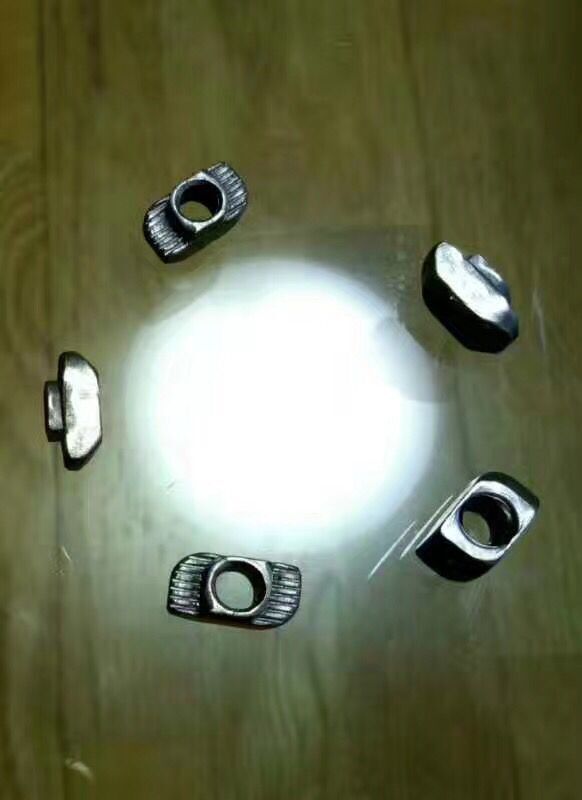 電子產(chǎn)品梯型螺母自動冷鐓機(jī)