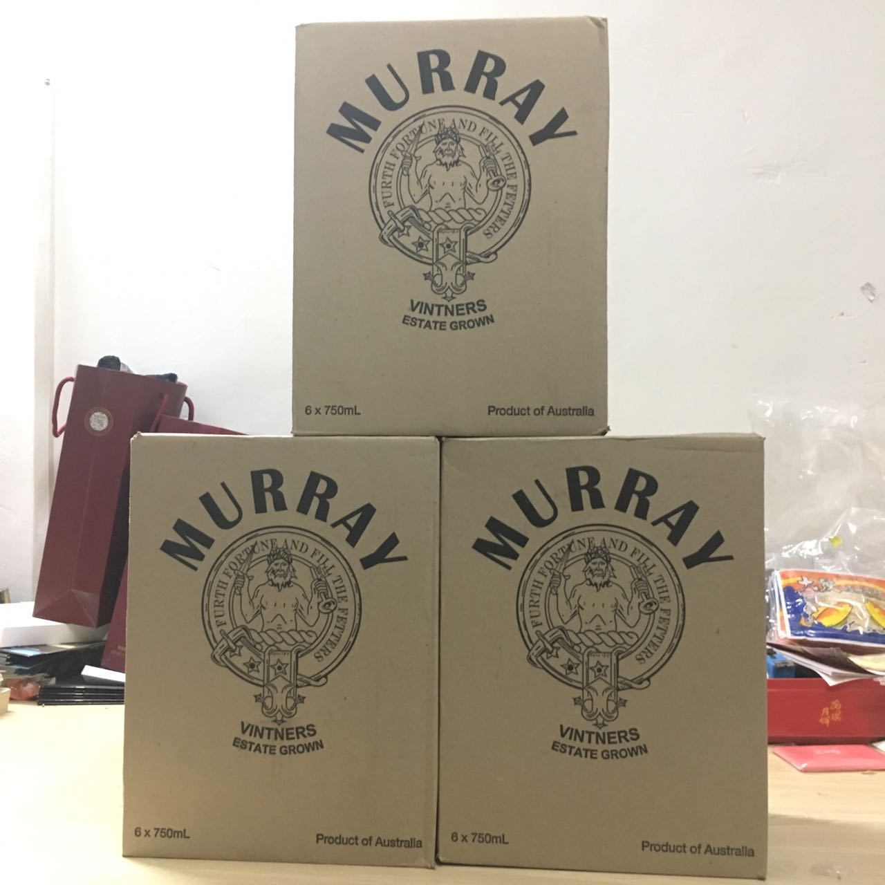 金標(biāo)干紅葡萄酒圖片/金標(biāo)干紅葡萄酒樣板圖 (3)