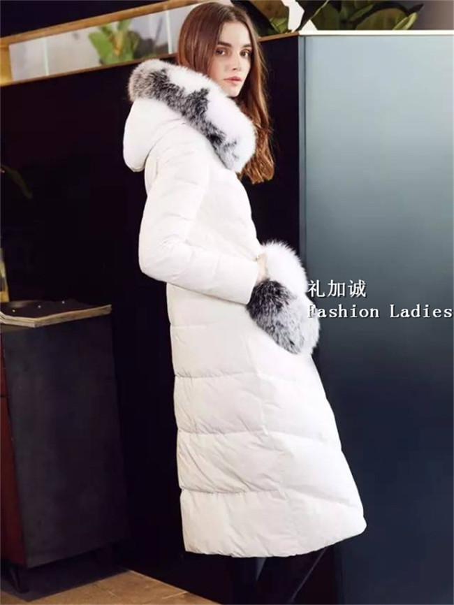 廣州折扣女裝紀優(yōu)希品牌批發(fā)貨源圖片/廣州折扣女裝紀優(yōu)希品牌批發(fā)貨源樣板圖 (2)