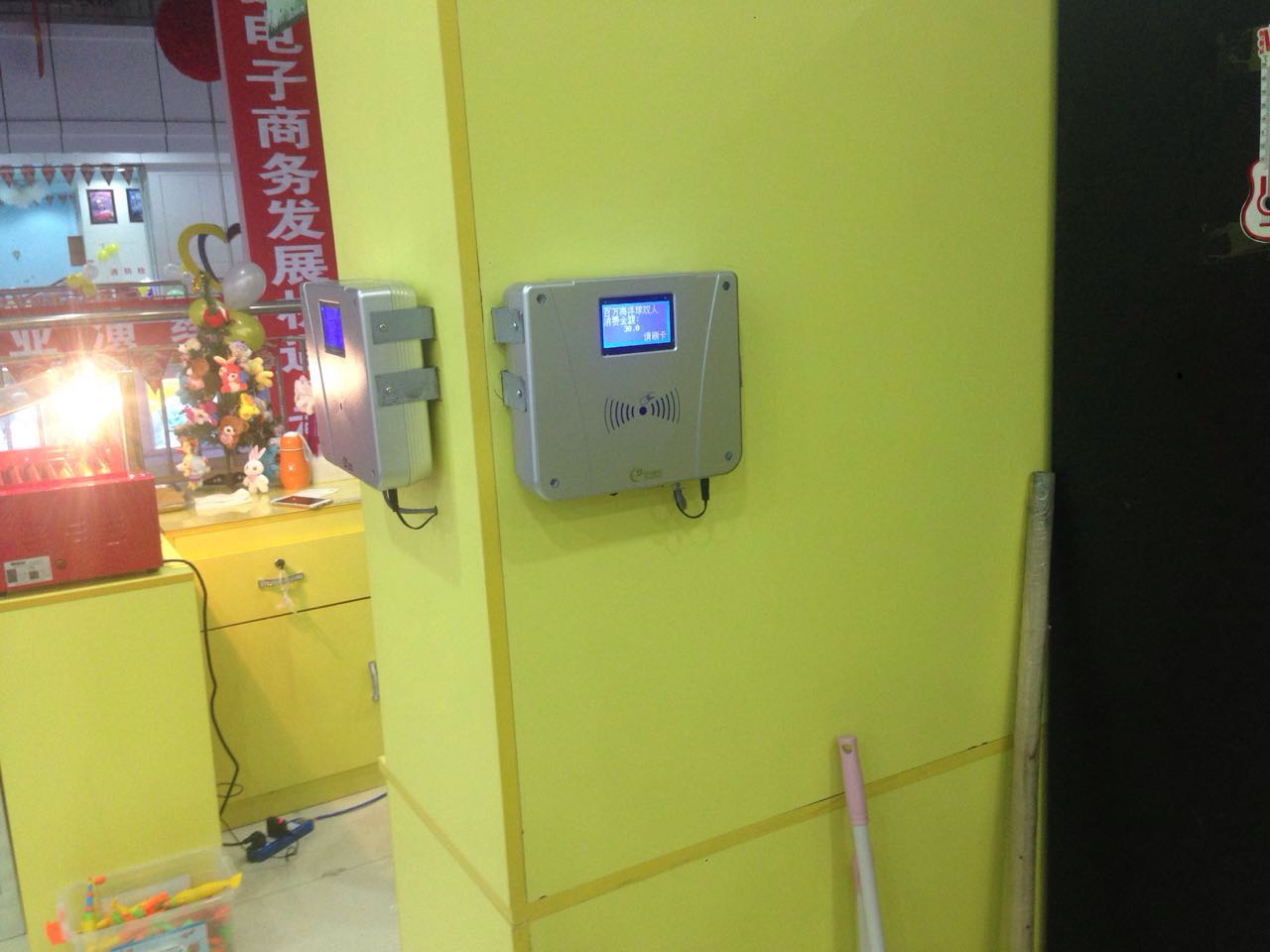 供應(yīng)大鵬食堂IC卡刷卡消費(fèi)機(jī)、IC卡一卡通系統(tǒng)