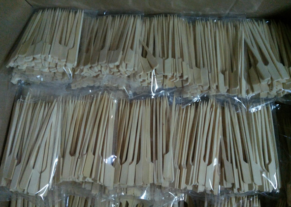 竹制燒烤簽12cm批發(fā)竹制燒烤簽廣西供應(yīng)鐵炮串