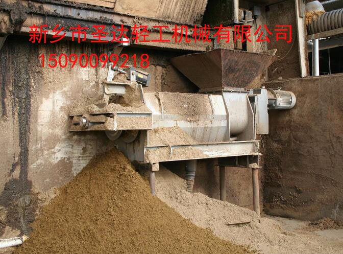 破碎海帶擠壓脫水機圖片