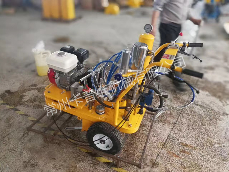 液壓冷噴劃線機(jī)圖片