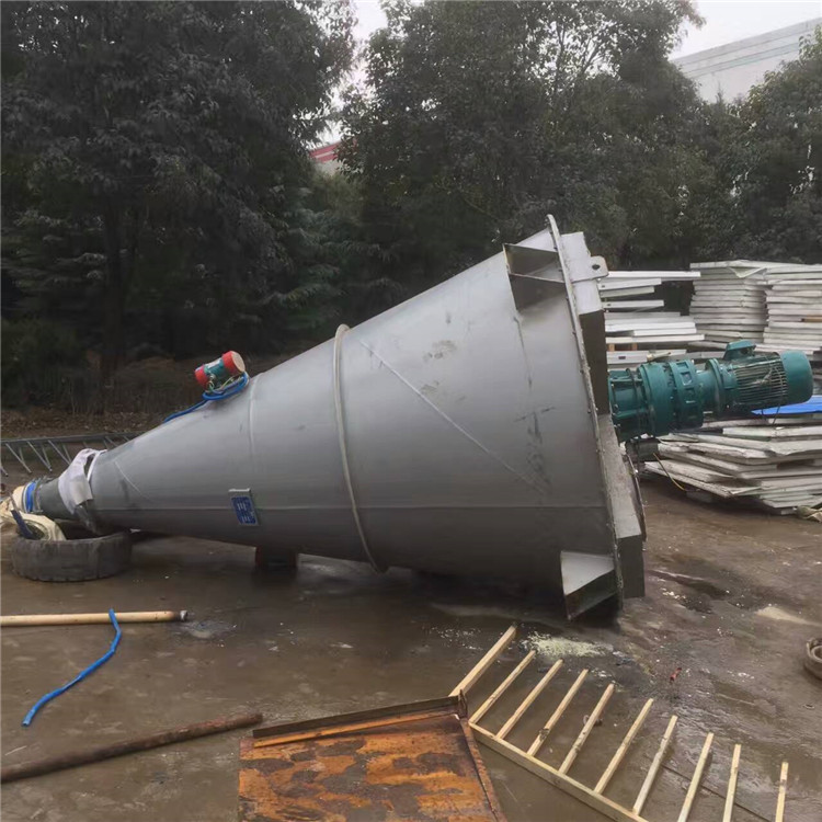 雙螺旋錐形混合機(jī)圖片/雙螺旋錐形混合機(jī)樣板圖 (1)