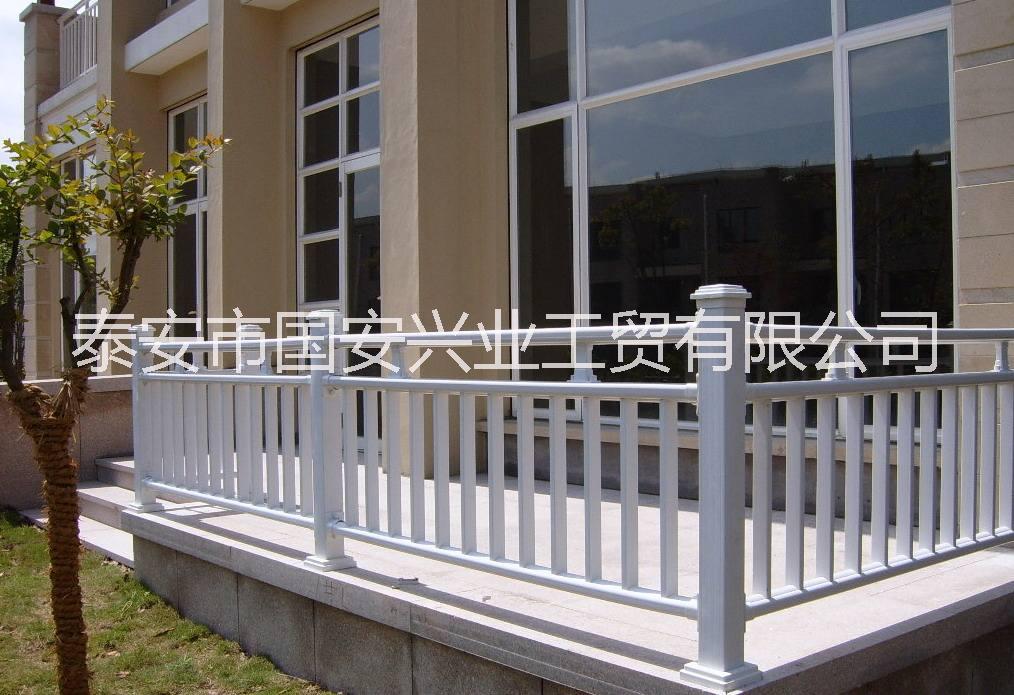 陽臺護欄圖片