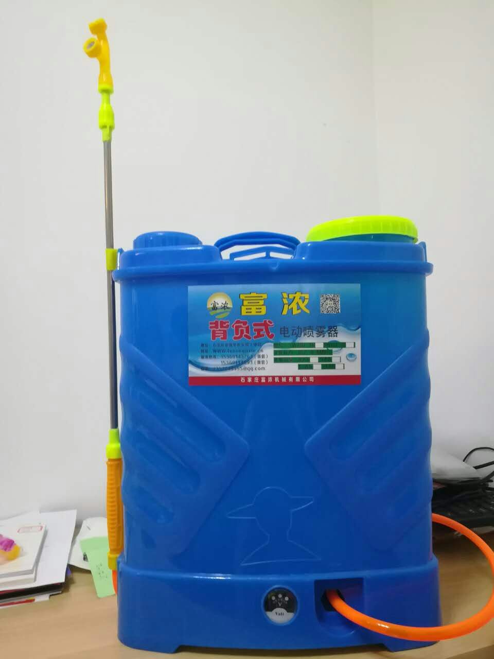 背負(fù)式鋰電池噴霧器廣東富濃鋰電池噴霧器