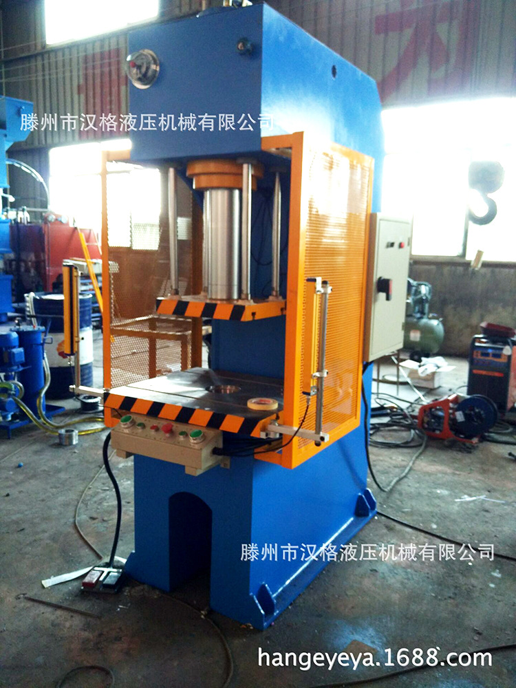 63噸單柱C型液壓機圖片