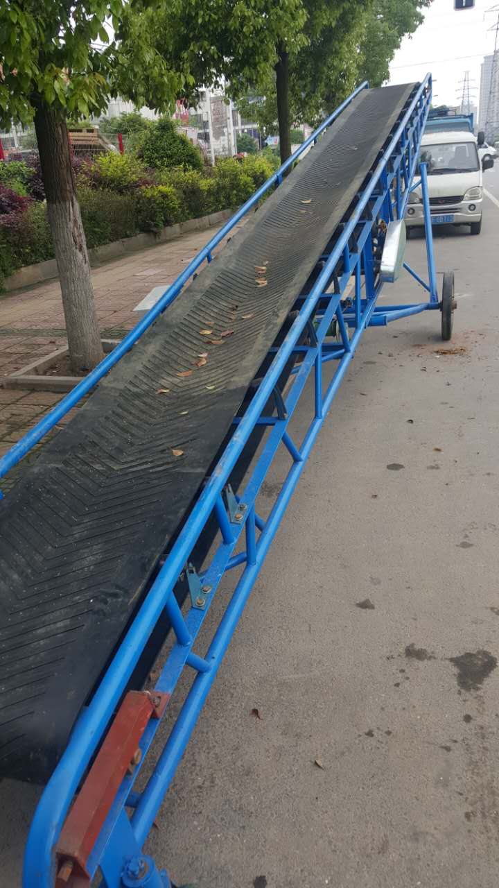 廠家供應(yīng)輸送機(jī)，輸送帶，托輥滾筒圖片