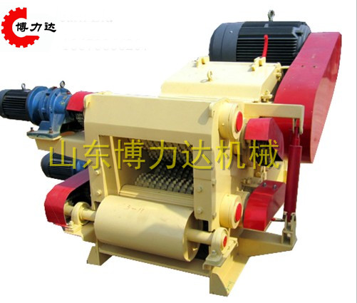 廠家直銷(xiāo)2113鼓式木片機(jī) 移動(dòng)式削片機(jī) 2113鼓式木片機(jī) 木材粉碎機(jī)