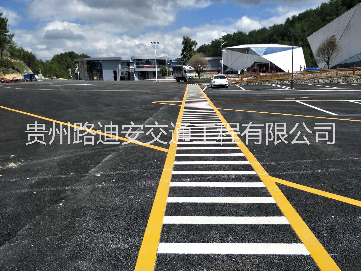 黔南布依族苗族自治州惠水停车位划线罗甸道路标线划线厂家