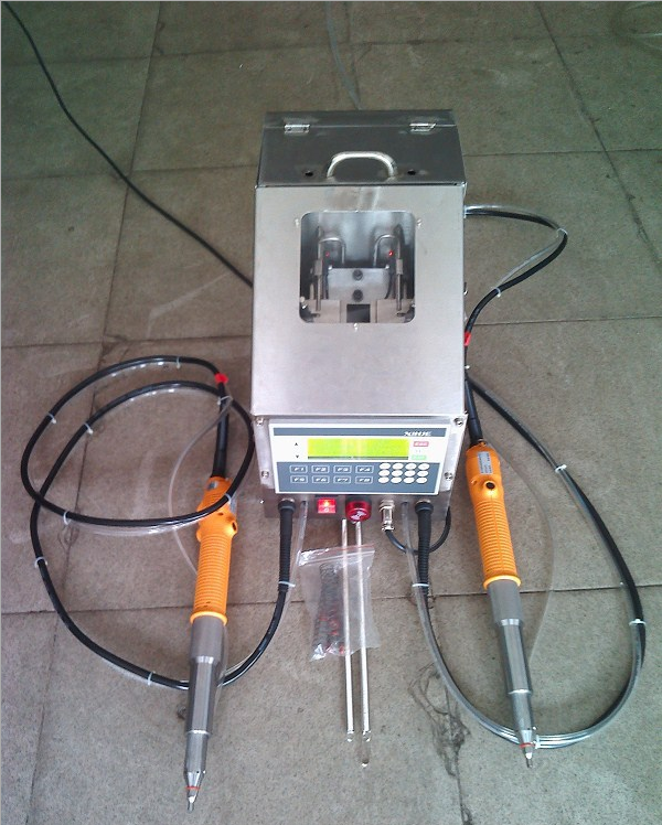 廠家直銷全自動擰螺絲機 全自動手持式螺絲機 坦洲全自動擰螺絲機 中山全自動擰螺絲機 珠海全自動擰螺絲機 全自動擰螺絲機