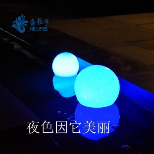 太陽(yáng)能漂浮燈圖片