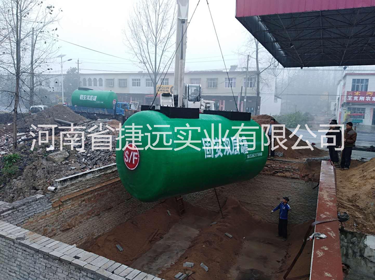 SF加油站雙層油罐圖片